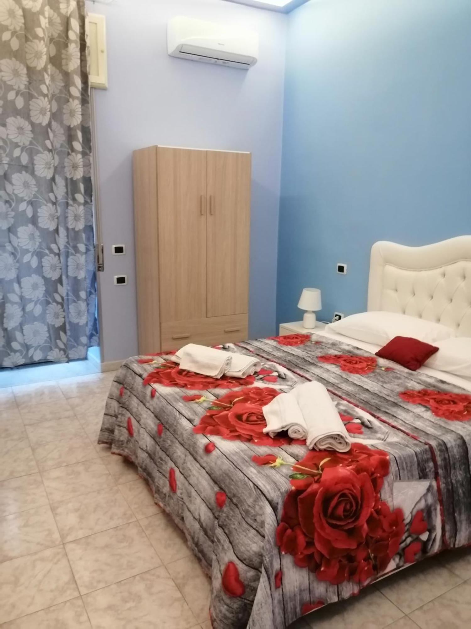 Francesco Home Naples Luaran gambar