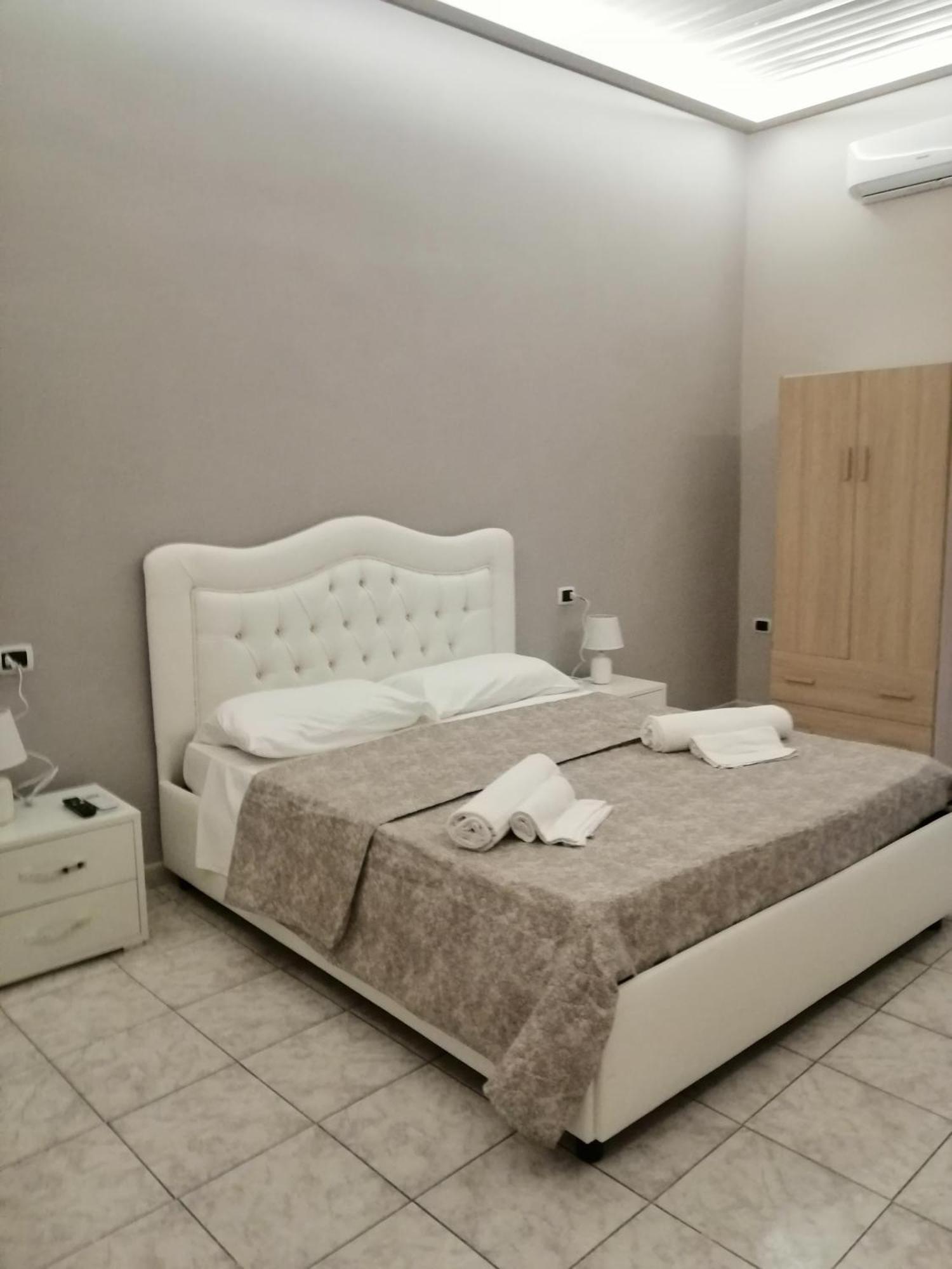 Francesco Home Naples Luaran gambar